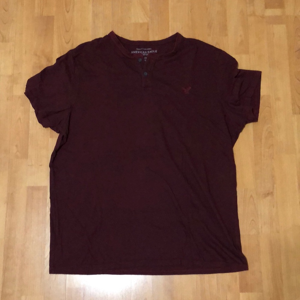 American Eagle shirt